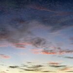 ケムトレイルは陰謀論ですが排ガスがヤバイのは事実です